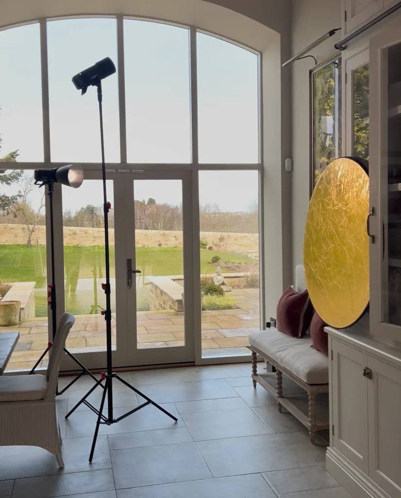 behind the scenes video of lighting a kitchen interiors